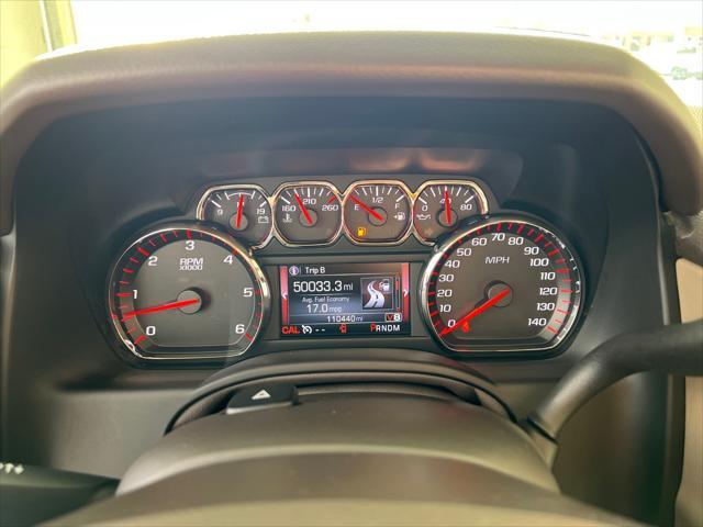 Photo of 2016 Sparkling Silver Metallic GMC Yukon XL