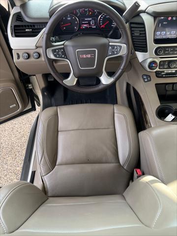 Photo of 2016 Sparkling Silver Metallic GMC Yukon XL