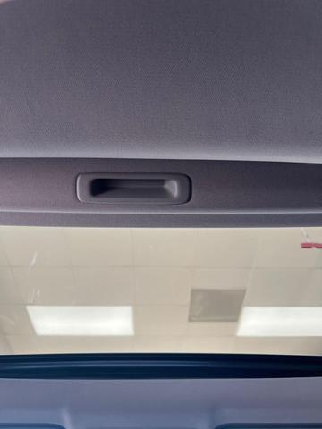 Photo of 2018 White Diamond Pearl Honda CR-V