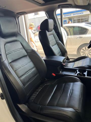 Photo of 2018 White Diamond Pearl Honda CR-V
