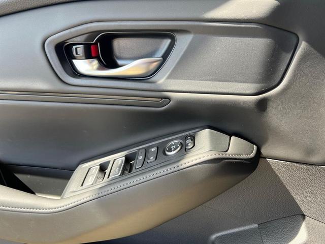 Photo of 2025 Still Night Pearl Honda Accord Hybrid