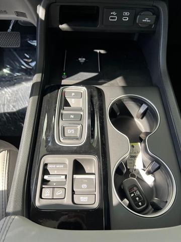 Photo of 2025 Obsidian Blue Pearl Honda Pilot