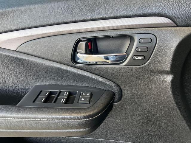 Photo of 2022 Sonic Gray Pearl Honda Ridgeline