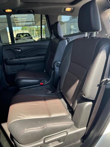 Photo of 2021 Platinum White Pearl Honda Pilot