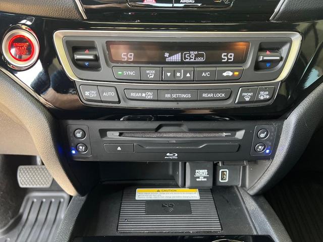 Photo of 2021 Platinum White Pearl Honda Pilot