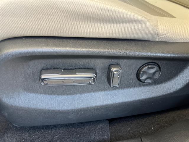 Photo of 2019 Platinum White Pearl Honda CR-V