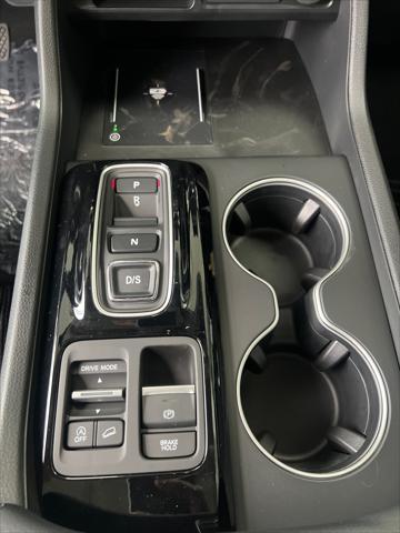 Photo of 2025 Crystal Black Pearl Honda Pilot