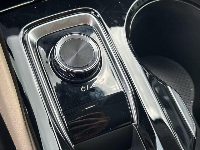 Photo of 2025 Gray Buick Envision