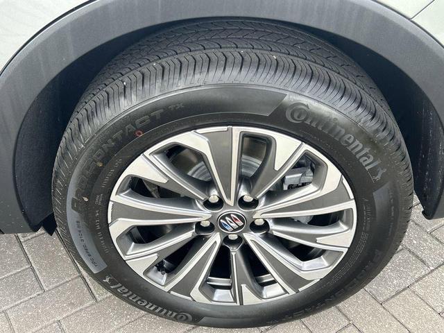 Photo of 2025 Gray Buick Envision