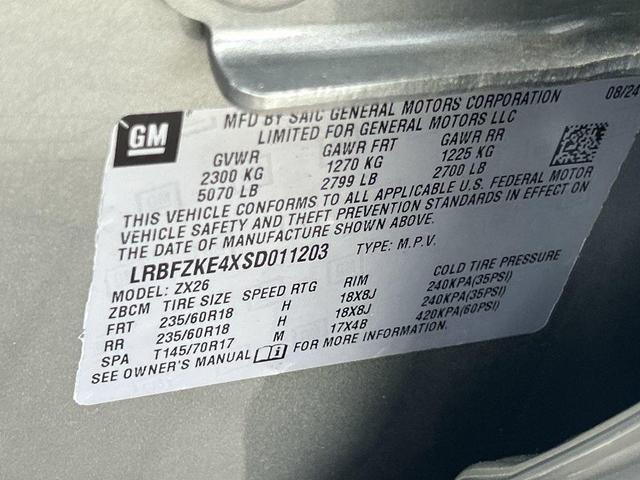 Photo of 2025 Gray Buick Envision