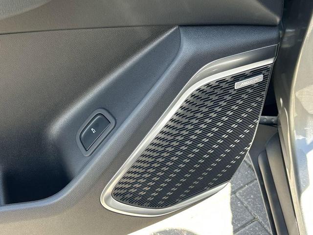 Photo of 2025 Gray Buick Enclave