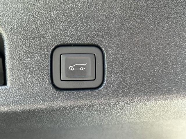 Photo of 2025 Gray Buick Enclave