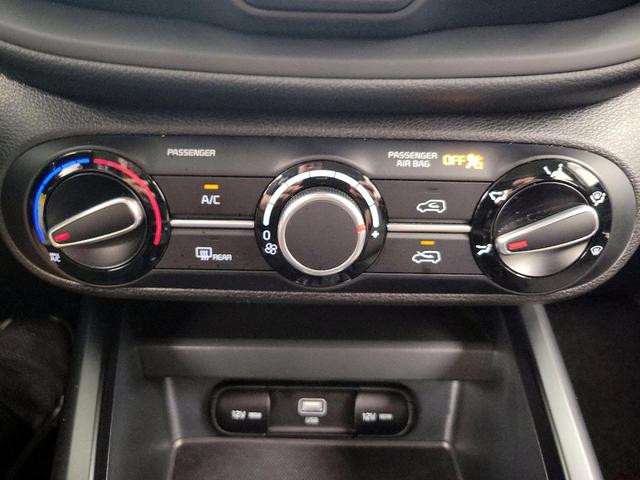Photo of 2024 Silver Kia Soul