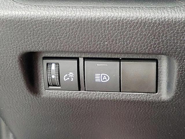 Photo of 2019 Gray Toyota RAV4