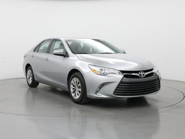 Photo of 2017 Silver Toyota Camry