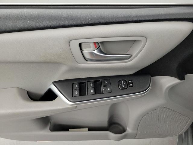 Photo of 2017 Silver Toyota Camry