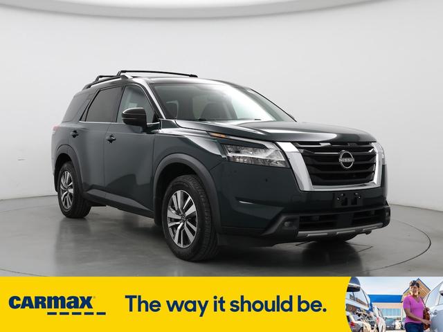 2022 Nissan Pathfinder