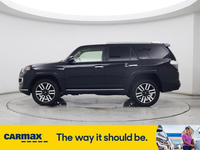 Photo of 2022 Black Toyota 4Runner