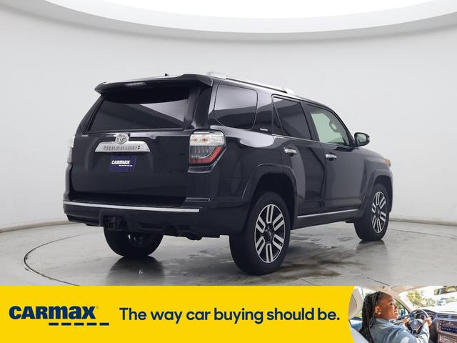 Photo of 2022 Black Toyota 4Runner