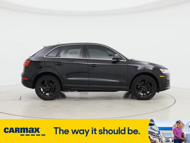 Photo of 2016 Black Audi Q3