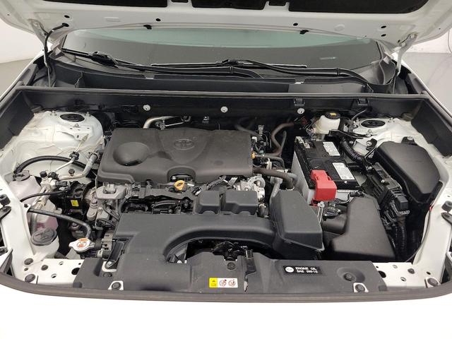 Photo of 2024 White Toyota RAV4
