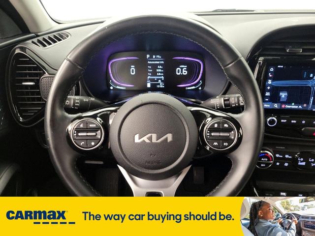 Photo of 2023 Gray Kia Soul