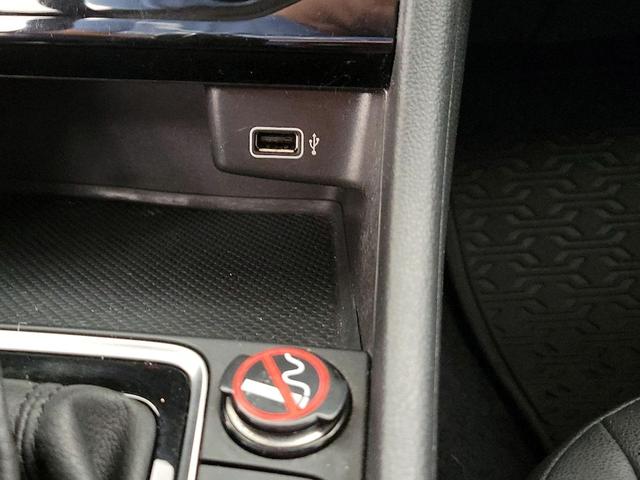 Photo of 2019 White Volkswagen Jetta