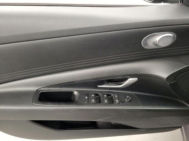 Photo of 2021 Gray Hyundai ELANTRA