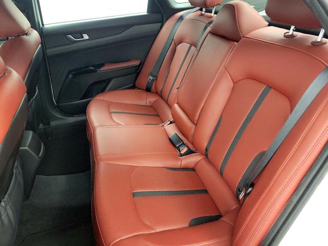 Photo of 2023 White Kia K5