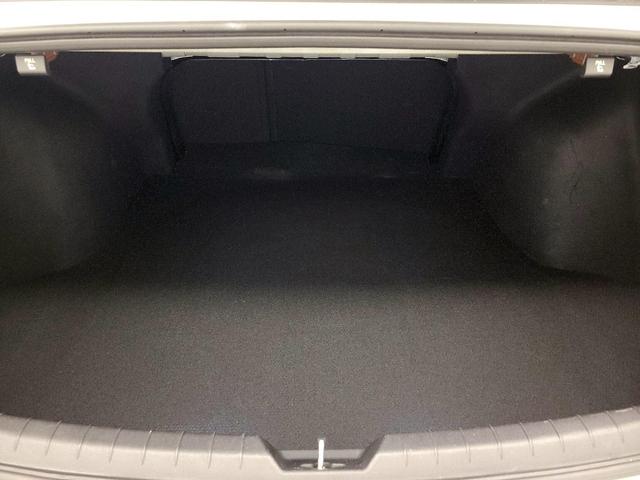 Photo of 2023 White Kia K5