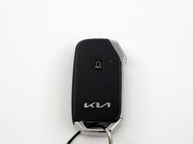 Photo of 2023 White Kia K5