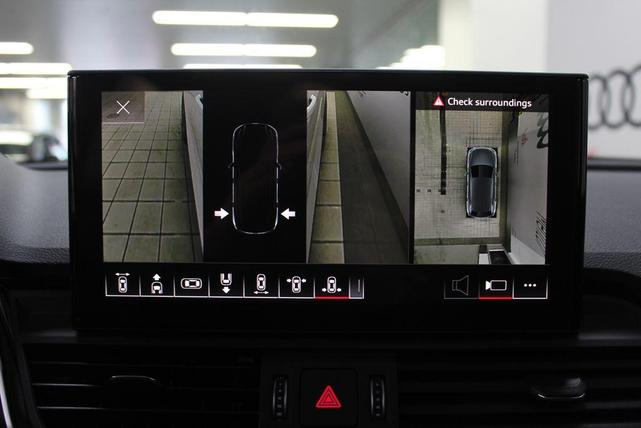 Photo of 2025 Glacier White Metallic Audi SQ5
