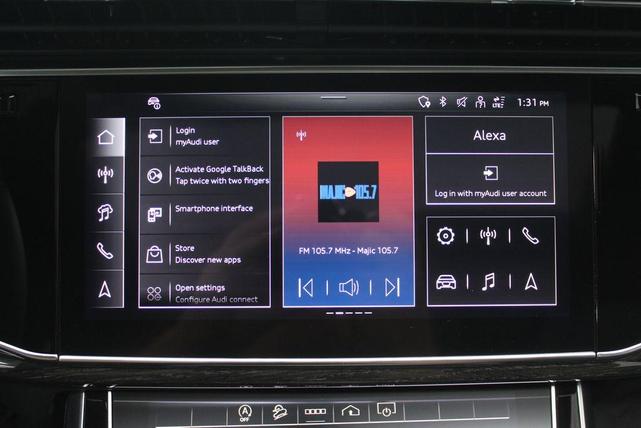 Photo of 2025 Glacier White Metallic Audi Q7