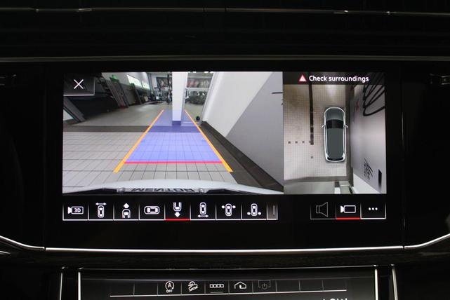 Photo of 2025 Glacier White Metallic Audi Q7