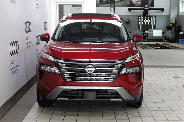 Photo of 2024 Scarlet Ember Nissan Rogue