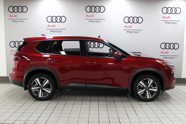 Photo of 2024 Scarlet Ember Nissan Rogue