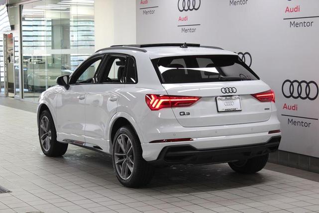 Photo of 2025 Glacier White Metallic Audi Q3
