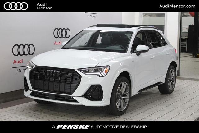 Photo of 2025 Glacier White Metallic Audi Q3