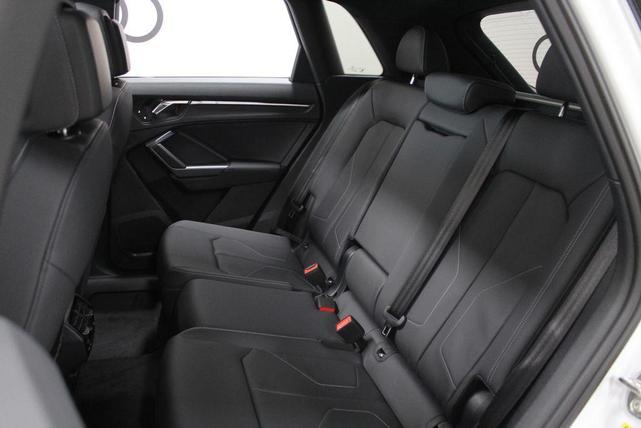 Photo of 2025 Glacier White Metallic Audi Q3
