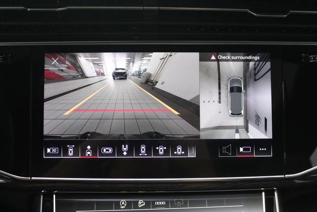 Photo of 2025 Mythos Black Metallic Audi Q7