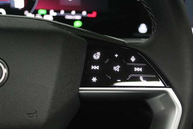 Photo of 2025 Grenadier Red Metallic Audi Q5
