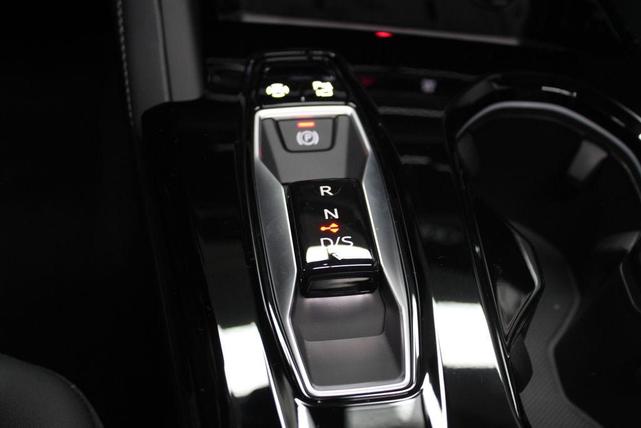 Photo of 2025 Grenadier Red Metallic Audi Q5