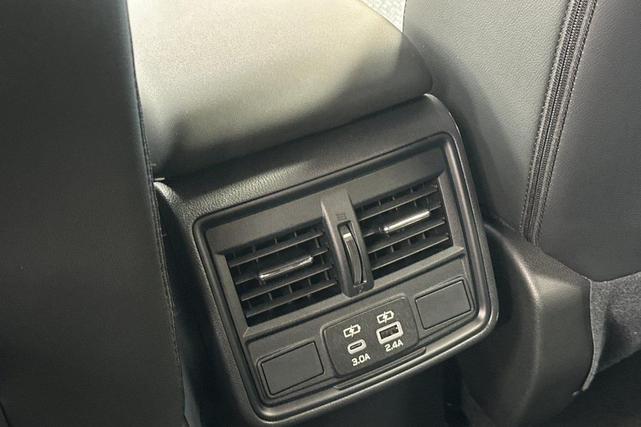 Photo of 2025 Bronze Subaru Forester