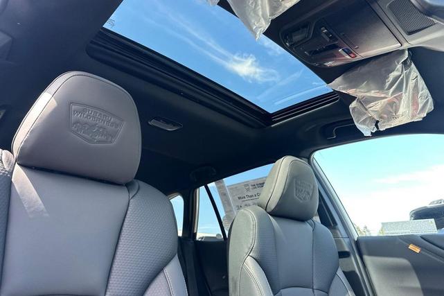 Photo of 2025 White Pearl Subaru Outback