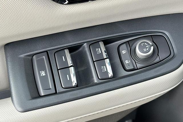 Photo of 2025 Horizon Blue Pearl Subaru Forester