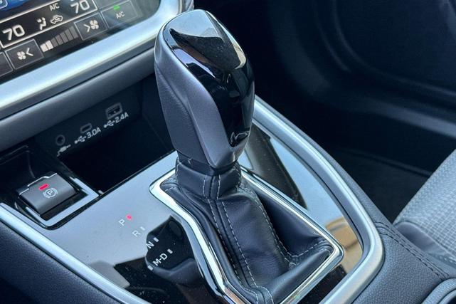 Photo of 2025 Silver Metallic Subaru Outback