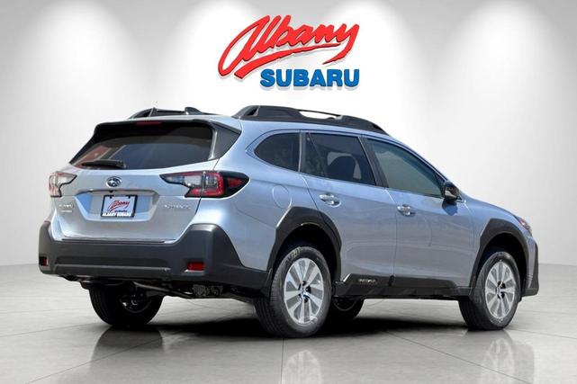 Photo of 2025 Silver Metallic Subaru Outback