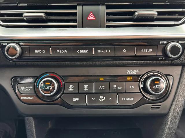 Photo of 2021 Gray Kia Niro EV