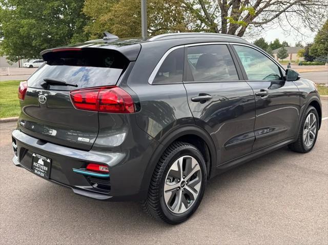 Photo of 2021 Gray Kia Niro EV