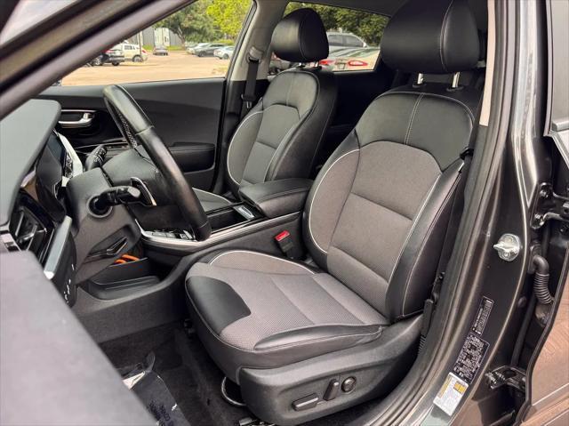 Photo of 2021 Gray Kia Niro EV